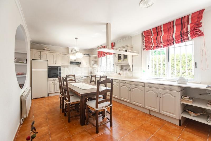 Foto d11787f1-ab98-49ce-9ccf-601f1f985ce3. House with heating parking pool in Alcanar