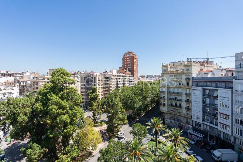 Foto 8156fe61-33d0-4752-86ff-157c2d4cb4d1. Apartament amb calefacció a Gran Via Valencia