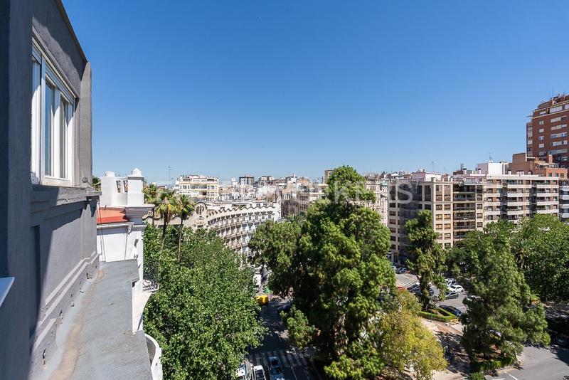 Foto a3d4a63a-255b-4b78-8e5a-8a41700552de. Apartament amb calefacció a Gran Via Valencia