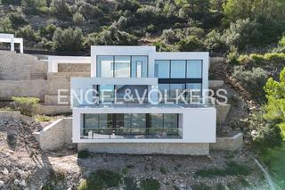Haus  Casa 19, carrer de baix maestrat. Amplia villa moderna con vistas espectaculares en la sella