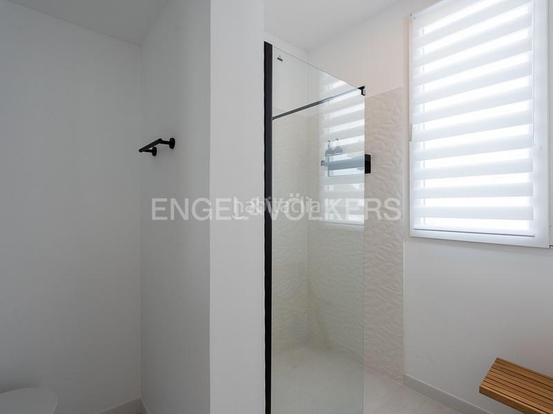 Foto 98fa660d-7648-49d6-bbc6-87a5e22dca25. Lloguer casa amb calefacció aparcament piscina a Valencia