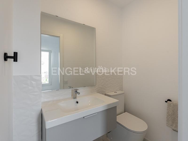 Foto bc7c6629-d0ce-409d-aac3-fe0cb54b9f01. Lloguer casa amb calefacció aparcament piscina a Valencia