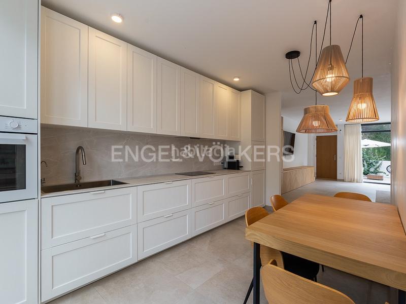 Foto 781d1c08-dc78-4afc-b1df-ffa9c24b1950. Location maison avec chauffage parking piscine dans Valencia