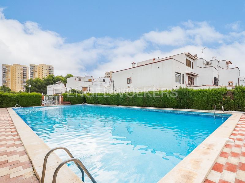 Foto 99a1808b-240b-4a17-84d0-79d8b9534acc. Location maison avec chauffage parking piscine dans Valencia