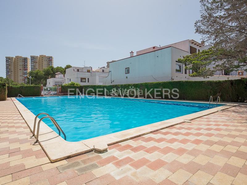 Foto 9e1330b1-07d8-47fe-9557-cbcc1ff8b9f6. Miete haus mit heizung parking pool in El Saler Valencia