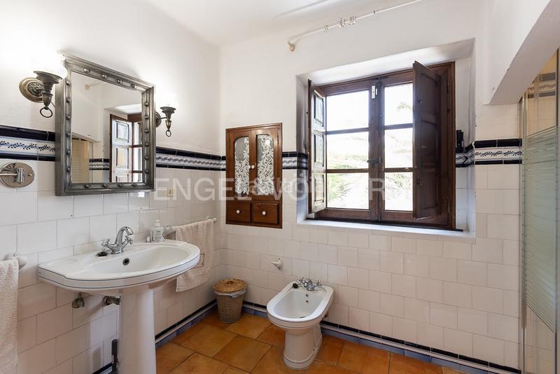 Foto 415e5d92-42d3-46d8-9307-d9ae663d29a7. Casa maravillosa casa unifamiliar en san antonio de benageber en San Antonio de Benagéber
