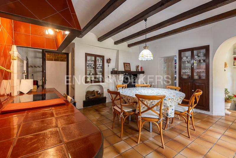 Foto 5a350a29-44b1-42da-ab97-d3cb7e9ab95f. Casa maravillosa casa unifamiliar en san antonio de benageber en San Antonio de Benagéber