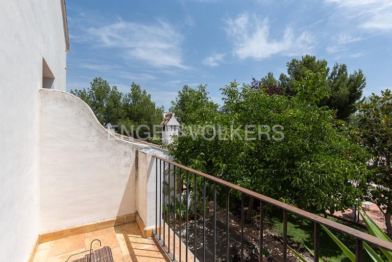 Foto a5073bd8-c695-4ef5-9745-cfbf0b2e1e8b. Casa maravillosa casa unifamiliar en san antonio de benageber en San Antonio de Benagéber