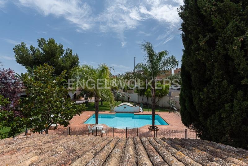 Foto d0b6e789-cf3f-41f2-9f43-1c7ba562547e. Casa maravillosa casa unifamiliar en san antonio de benageber en San Antonio de Benagéber