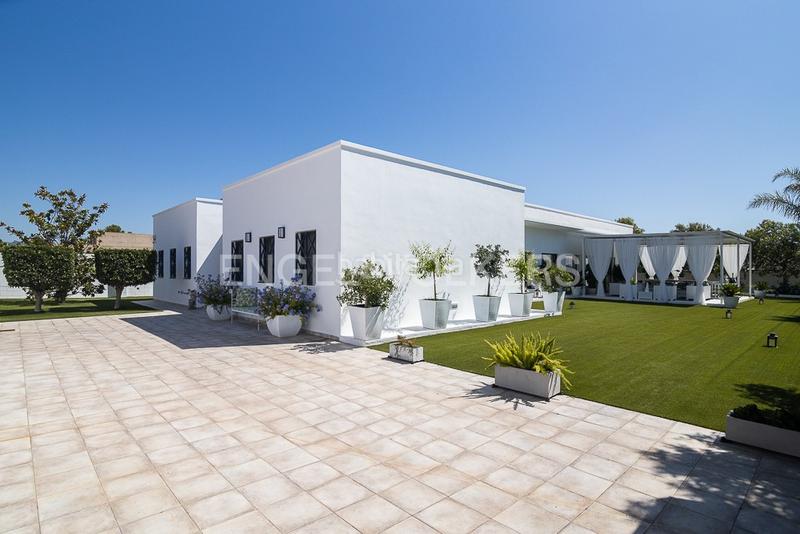 Foto 1762f859-af71-40c3-8459-c39b41de3fdf. Casa moderna casa en una planta en torres de portacoeli villa de lujo en Serra