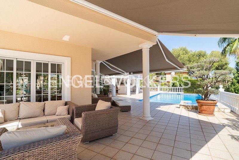 Foto 0ba80ec3-36fe-4644-8ef9-ad4c36db8ee7. Casa amb calefacció a Pedreguer