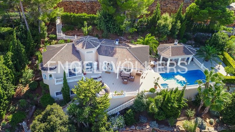 Foto 3e065e36-d99c-4bbc-ad63-2000179cd13a. Casa amb calefacció a Pedreguer