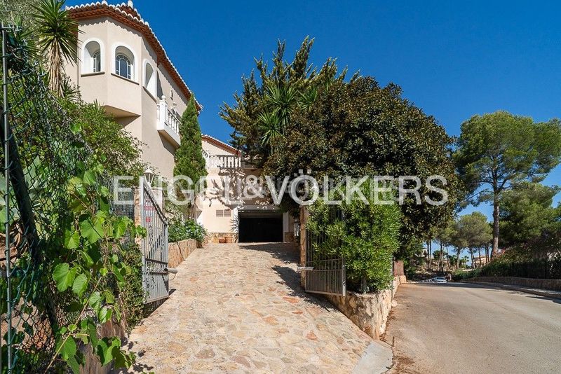 Foto 43b1ed73-148b-4301-8fd6-985ec719fd6a. Casa amb calefacció a Pedreguer