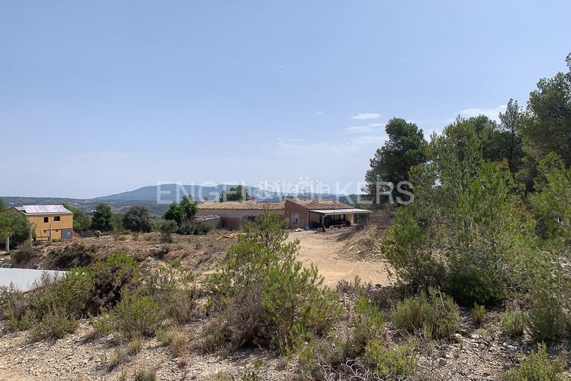 Foto 9e601f36-662d-492b-9faa-99e56adf6a3f. Terreny residencial a Requena
