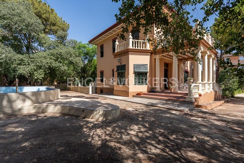 Foto 3efffcf6-6788-47a2-903b-8e2d736c1f76. Haus mit heizung parking pool in Centro Bétera