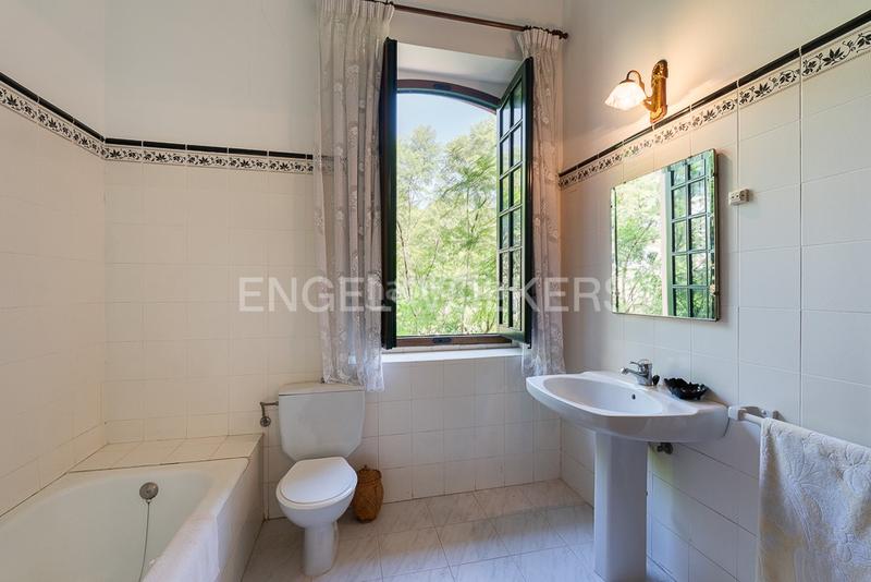 Foto 4828989b-adec-4fe1-a14b-5b1f8acad9f4. Haus mit heizung parking pool in Centro Bétera