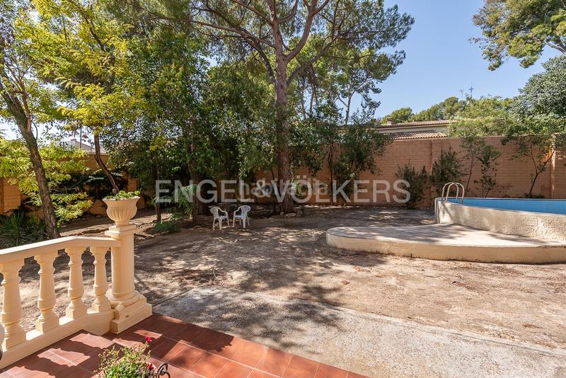 Foto 9fa7e883-8aff-42e6-8f51-61c03c229ae1. Haus mit heizung parking pool in Centro Bétera