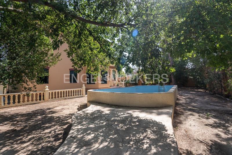 Foto bc1f61bd-f322-4969-8dd6-25b5e21818e2. Haus mit heizung parking pool in Centro Bétera