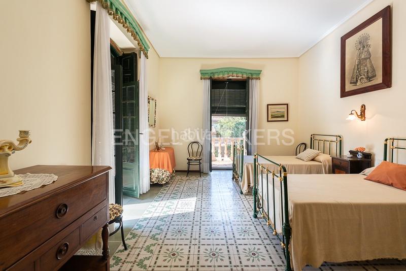 Foto c72ade73-ebbc-4e92-a339-675020caa67e. Haus mit heizung parking pool in Centro Bétera