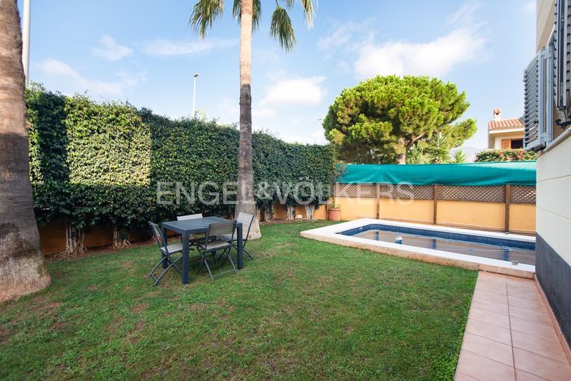 Foto 60e4e6b3-95e5-46ac-8f4a-dff49231250a. Casa amb calefacció piscina a Els Terrers Benicasim / Benicàssim