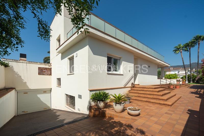 Foto 8f295a57-fd69-4c29-9e96-244680873ddd. Maison avec chauffage piscine dans Pueblo Benicasim / Benicàssim