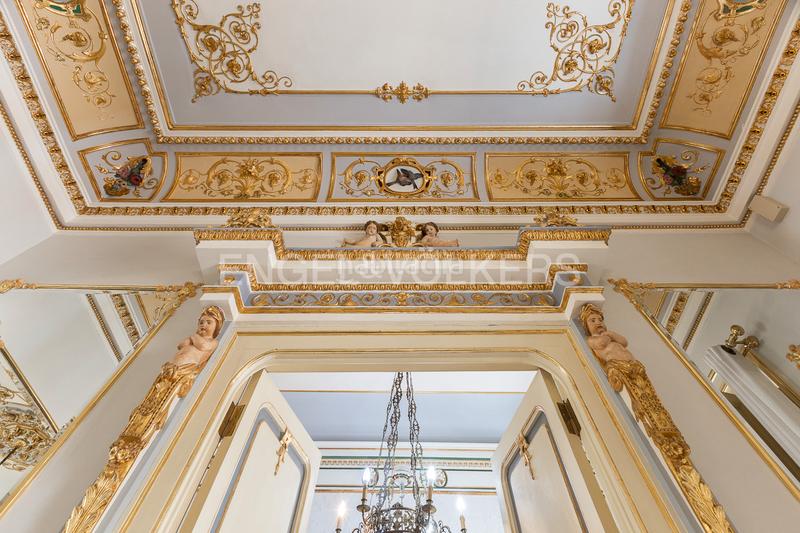 Foto 3aa6ea5e-77d8-44f5-acde-87062e7d3dbd. Alquiler apartamento magnífico palacete en el mercat central en Valencia