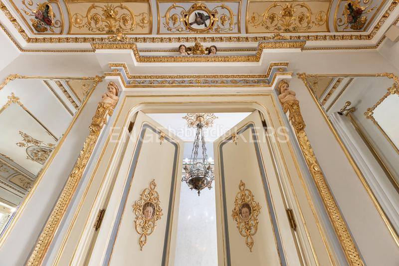 Foto 3ef0def6-6abc-4f19-9546-1bc061ec0fb4. Alquiler apartamento magnífico palacete en el mercat central en Valencia