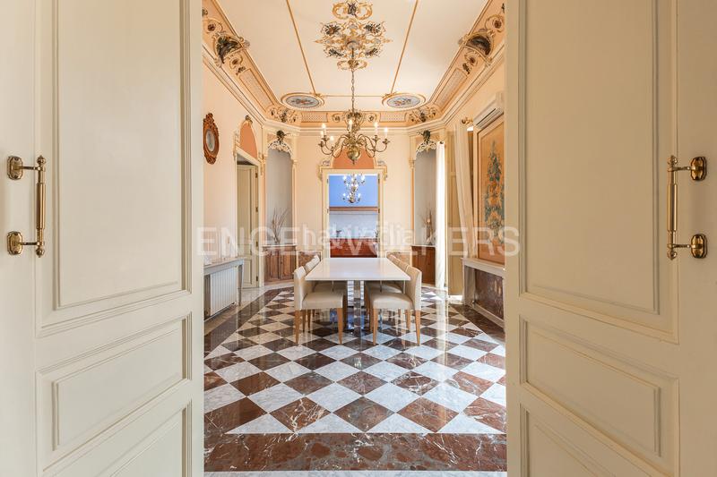 Foto a7eea349-113f-4edd-9ff0-8c5607fbba20. Rent apartment with heating parking in El Carme Valencia