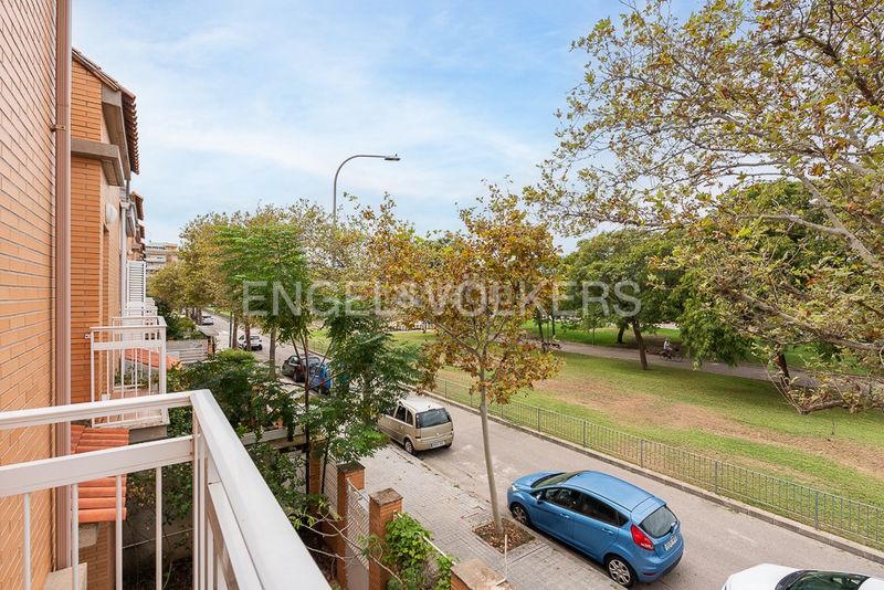 Foto abe33992-0b06-44c9-88af-13dc612835ae. Casa amb calefacció aparcament a Malva Rosa Valencia