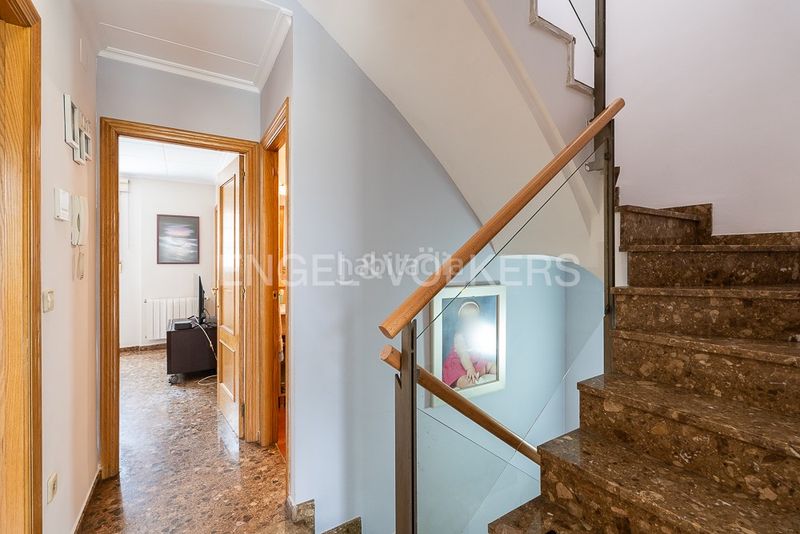 Foto bc393e69-6e8c-43bb-9409-18420c46cffa. Casa amb calefacció aparcament a Malva Rosa Valencia