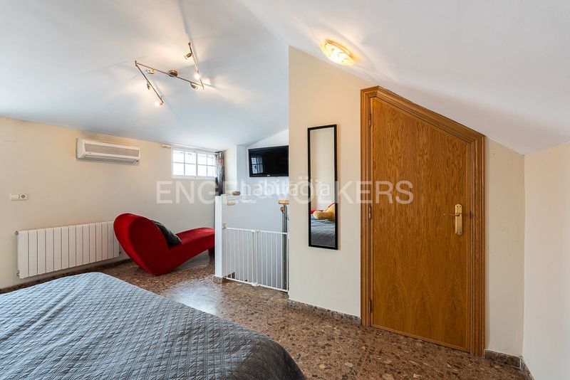 Foto d8b86376-e421-4623-8615-0bee21f7b28e. Casa amb calefacció aparcament a Malva Rosa Valencia