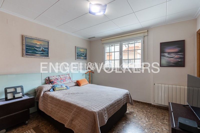Foto d9c88876-35a4-4586-bfb5-0c73c2ab076e. Casa amb calefacció aparcament a Malva Rosa Valencia