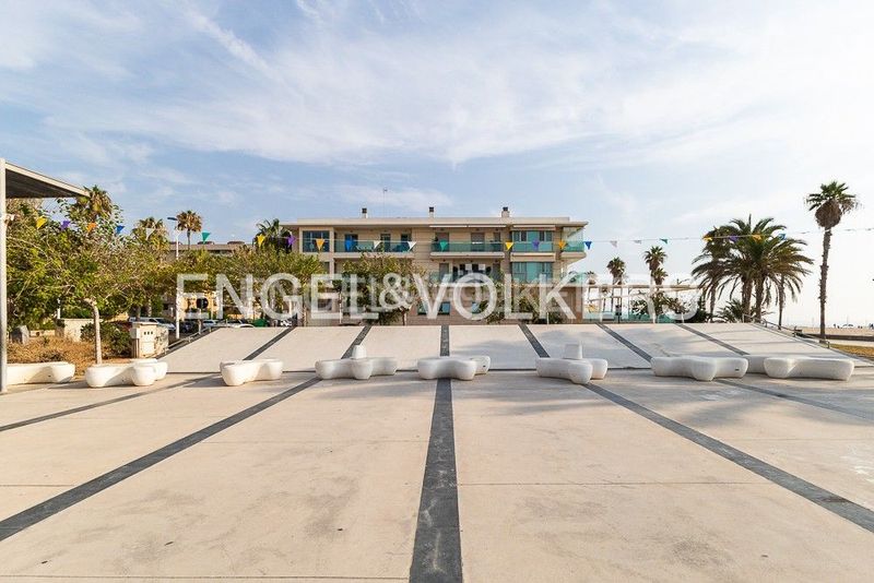 Foto f9257aa8-8f18-4a1c-b627-6449544ace5b. Casa amb calefacció aparcament a Malva Rosa Valencia