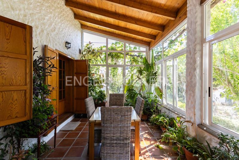 Foto d1c24933-dac5-48e1-97cd-f8e57c04385a. Casa amb calefacció aparcament piscina a Requena