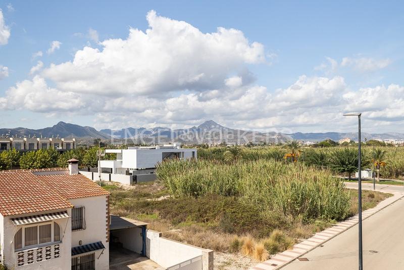 Foto 648600b5-dc97-4f8d-8c8e-678d879a2c20. Casa adosado de playa con vistas al mar en Daimús