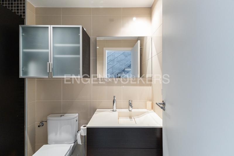 Foto 6bf4a64a-a38b-4644-98f8-3a1410f87cca. Casa adosado de playa con vistas al mar en Daimús