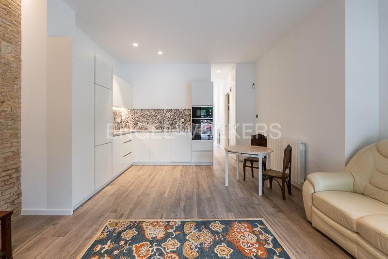 Foto 080cd0cf-1690-4474-b6e4-d3a212a8ce1c. Apartament amb calefacció a Morvedre Valencia