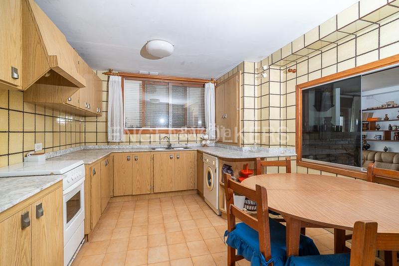Foto caea4626-4a46-46b7-abb0-39f9251c9156. Casa amb calefacció aparcament piscina a Urbanizaciones Gandia