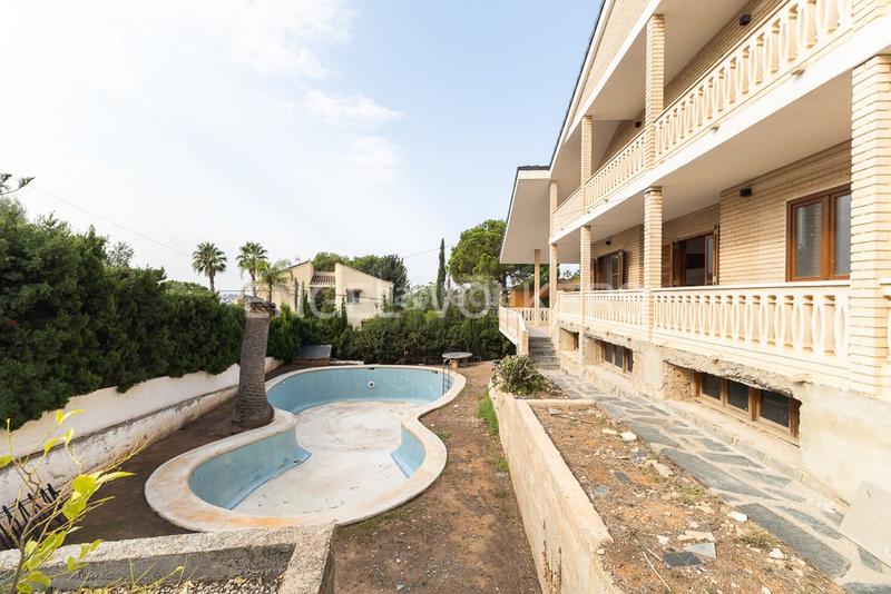 Foto 1b55d255-ccf0-4a36-bee6-8a514378249c. Casa con riscaldamento parcheggio piscina in Torre en Conill-Cumbres de San Antonio Bétera