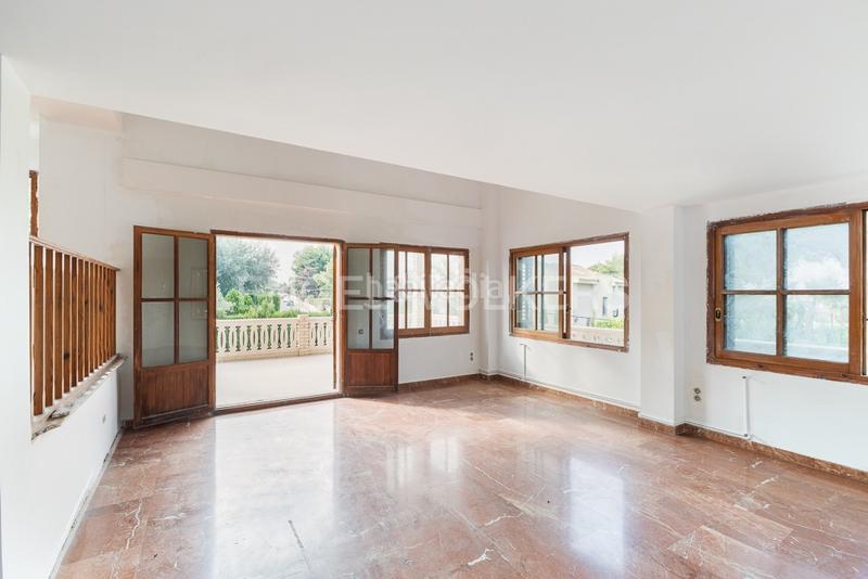 Foto 241c2f3c-f9bc-406f-b61b-a4ca6055c657. Casa con riscaldamento parcheggio piscina in Torre en Conill-Cumbres de San Antonio Bétera