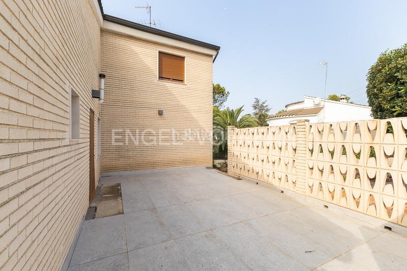 Foto 30f379e3-86dd-4c95-b823-567d22aecd45. Casa con riscaldamento parcheggio piscina in Torre en Conill-Cumbres de San Antonio Bétera