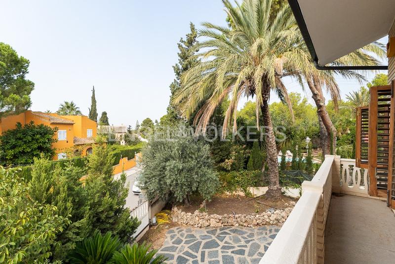 Foto 3fa9bd04-76e9-4130-a28b-37205334daec. Casa con riscaldamento parcheggio piscina in Torre en Conill-Cumbres de San Antonio Bétera