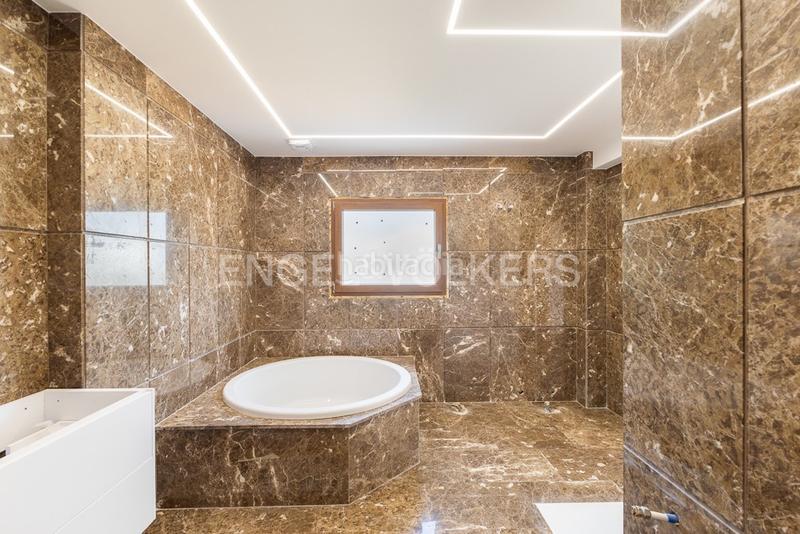 Foto 6ed326db-4f75-4a43-a93b-ada6aa73e38f. Casa con riscaldamento parcheggio piscina in Torre en Conill-Cumbres de San Antonio Bétera