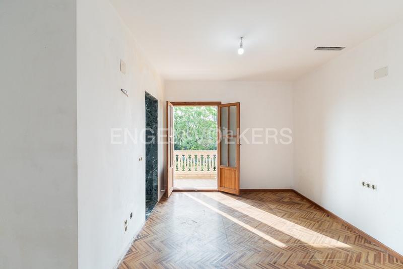 Foto ad3dd266-fc16-4459-ba85-ed480da71af6. Casa con riscaldamento parcheggio piscina in Torre en Conill-Cumbres de San Antonio Bétera