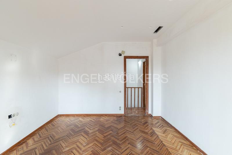 Foto dae8d6d2-7bfd-4ca3-bfe1-98231a7b60c6. Casa con riscaldamento parcheggio piscina in Torre en Conill-Cumbres de San Antonio Bétera