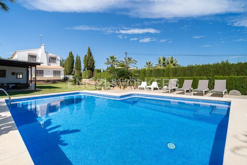 Foto a83875fe-99a0-43f0-b3af-3f8d3cafbb5c. Affitto casa con riscaldamento parcheggio piscina in Xàbia