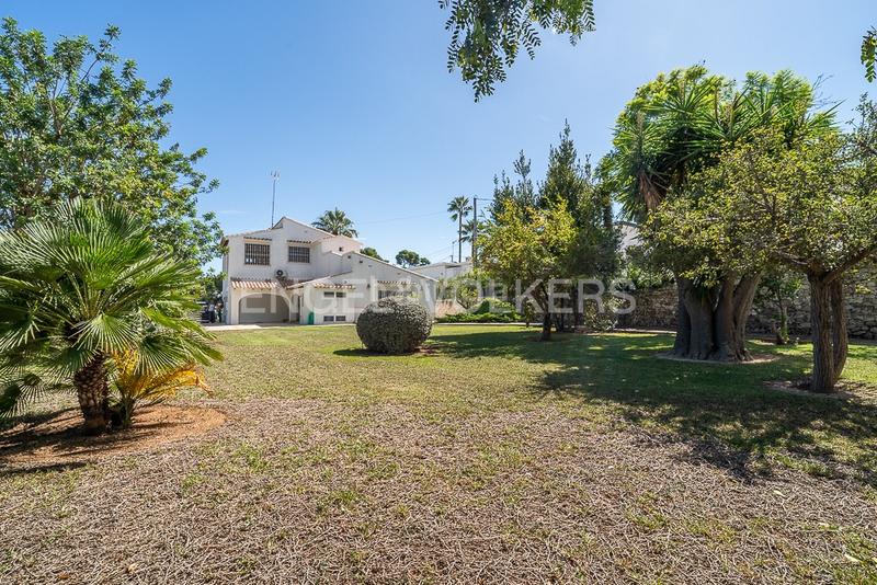Foto 286da2ff-9e75-434f-a683-89eefa1e6624. Alquiler casa magnífica casa de estilo boho en jávea en Xàbia