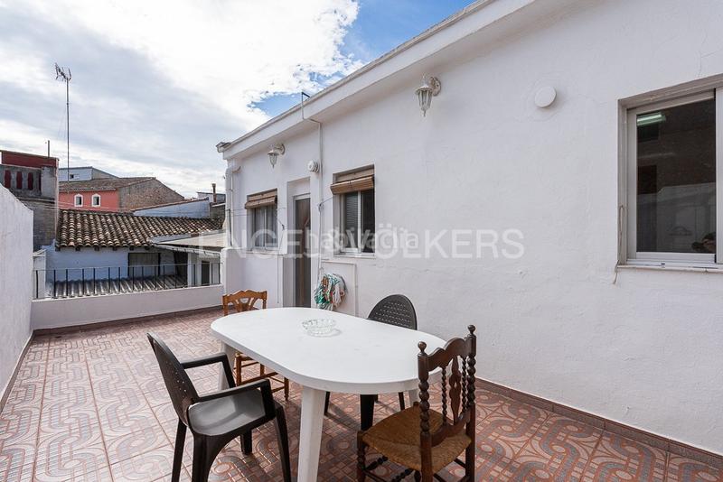 Foto 558f45d6-e1de-4896-9344-54f0005ec1a8. Casa  de pueblo con gran patio en Carcaixent