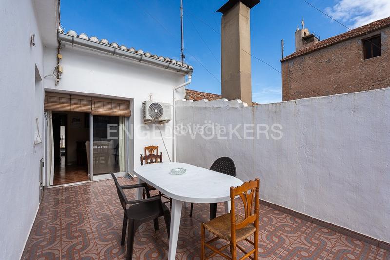 Foto b4a05cb1-1c28-4389-a46d-60d6211dfc6f. Casa  de pueblo con gran patio en Carcaixent