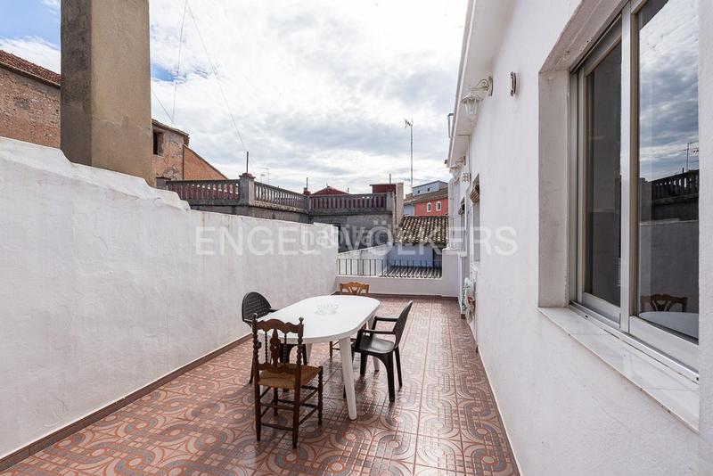 Foto dc36a352-4597-42d4-8b44-0b1c22c9a029. Casa  de pueblo con gran patio en Carcaixent